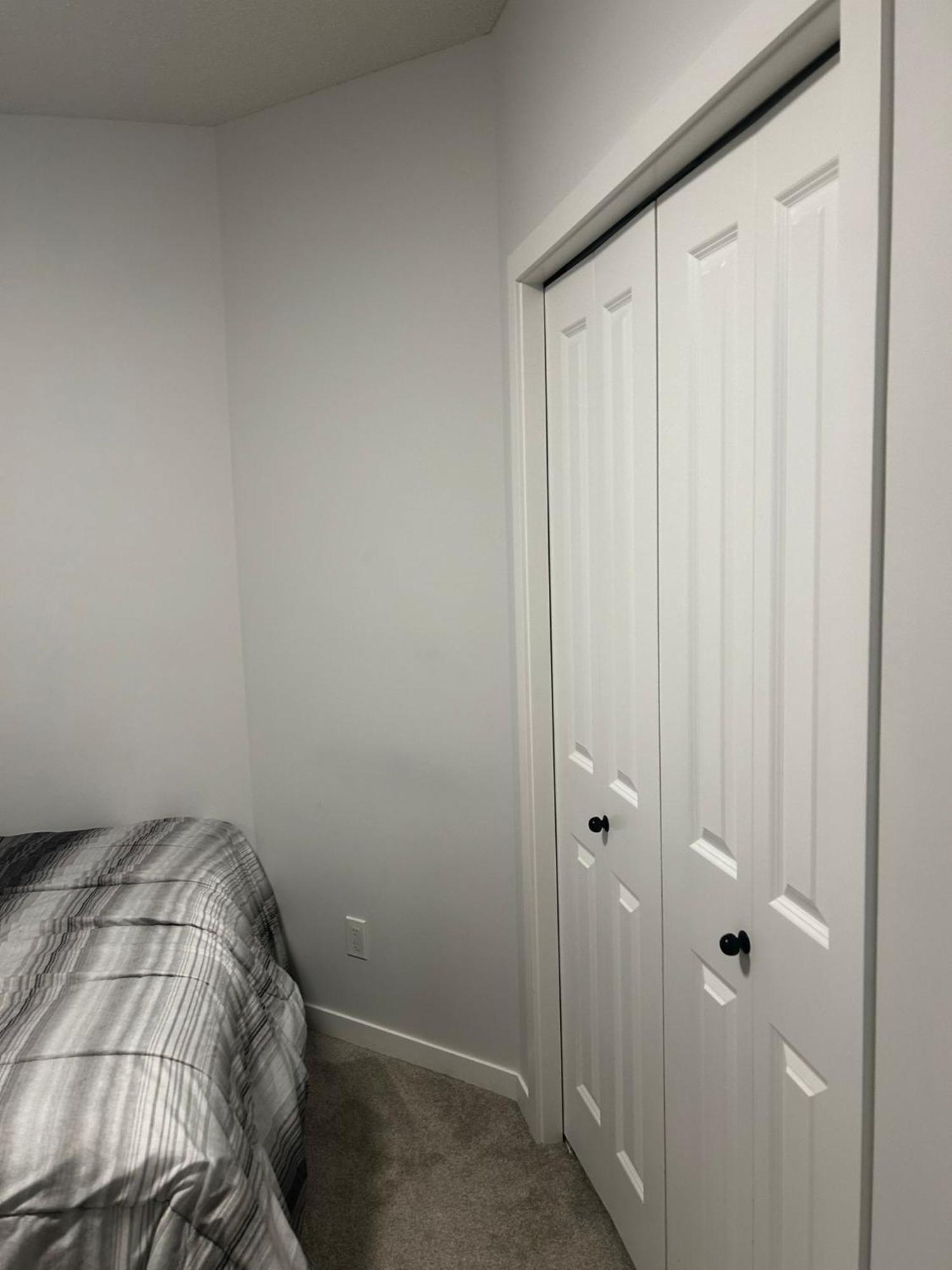 Praise Bethel -homely Walkout Basement In * Calgary